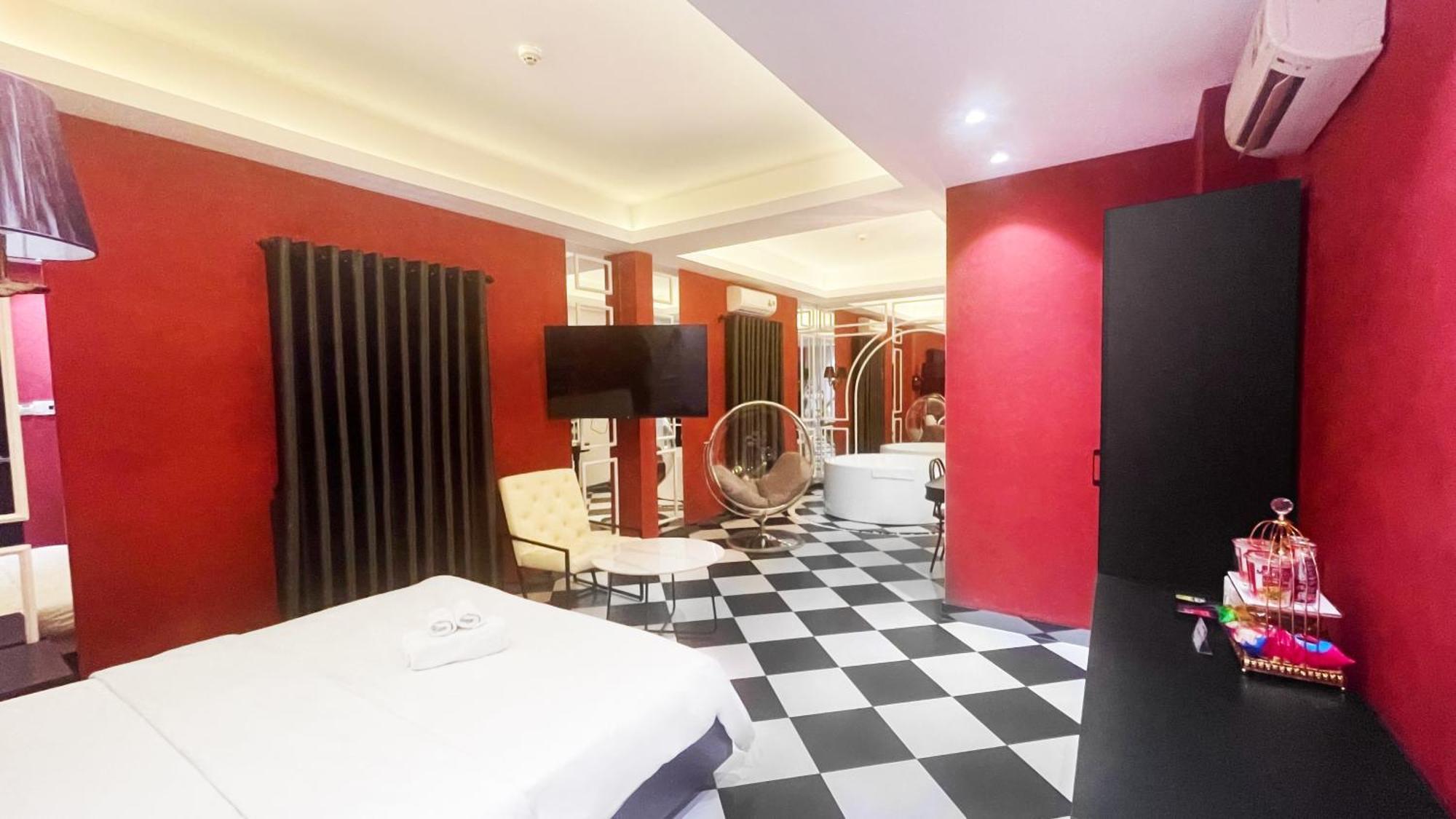A In Atistar Ho Chi Minh City