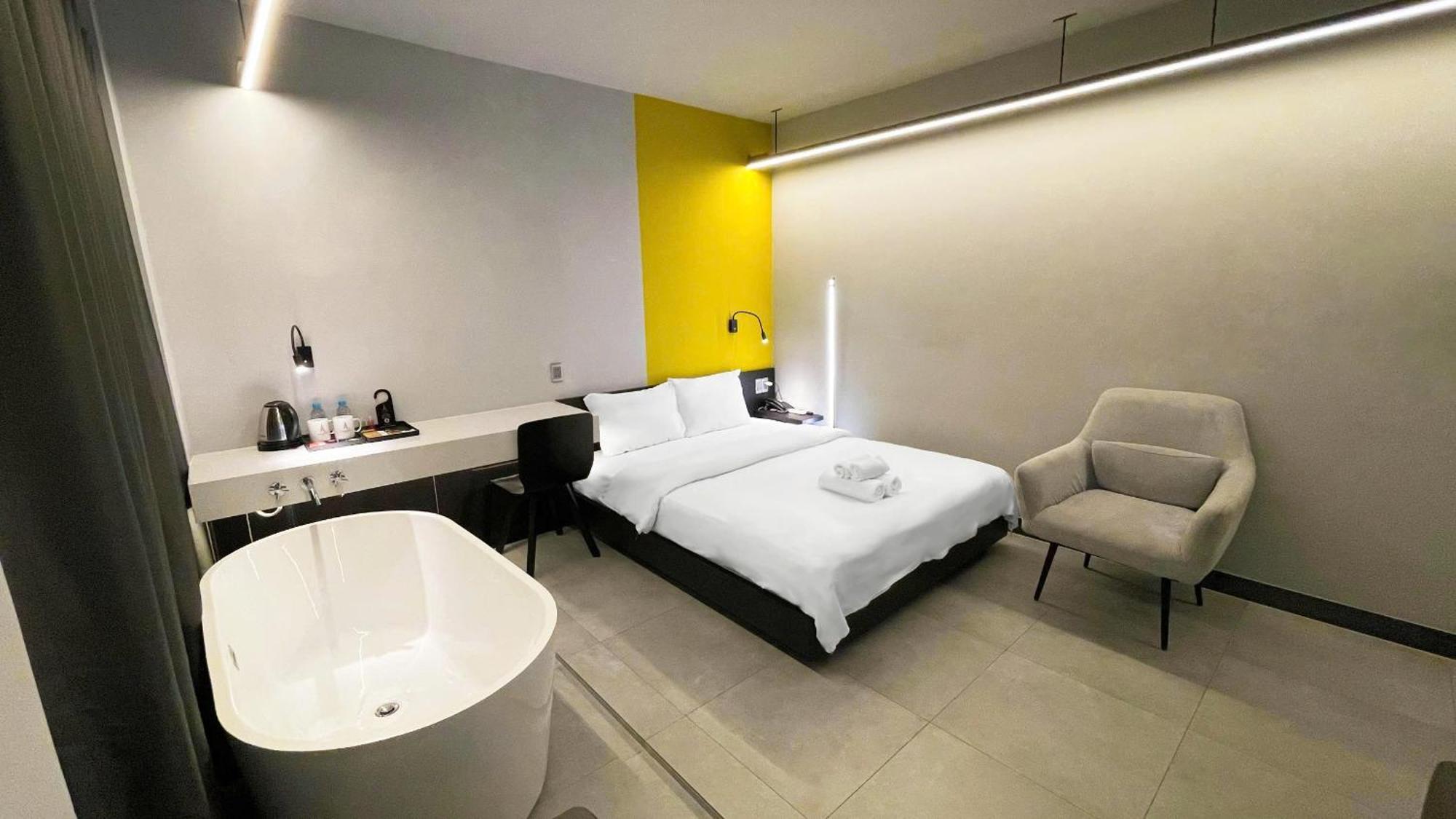 Hotel A In Atistar Ho Chi Minh City
