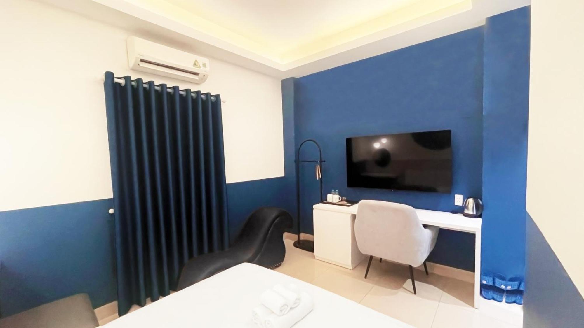 A In Atistar 2* Ho Chi Minh City