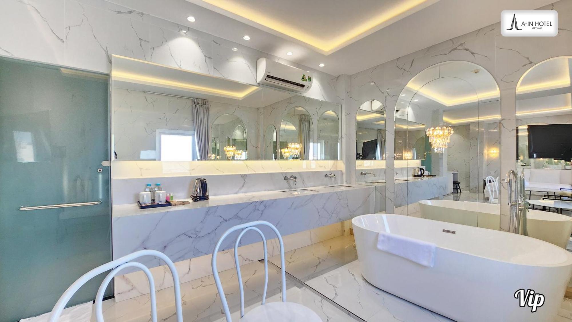 A In Atistar Hotel Ho Chi Minh City
